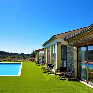 https://domaine-de-lheritage.hotels-rhonealpes.com