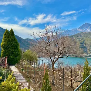  Gasthuis Lakeview Escape Albanië