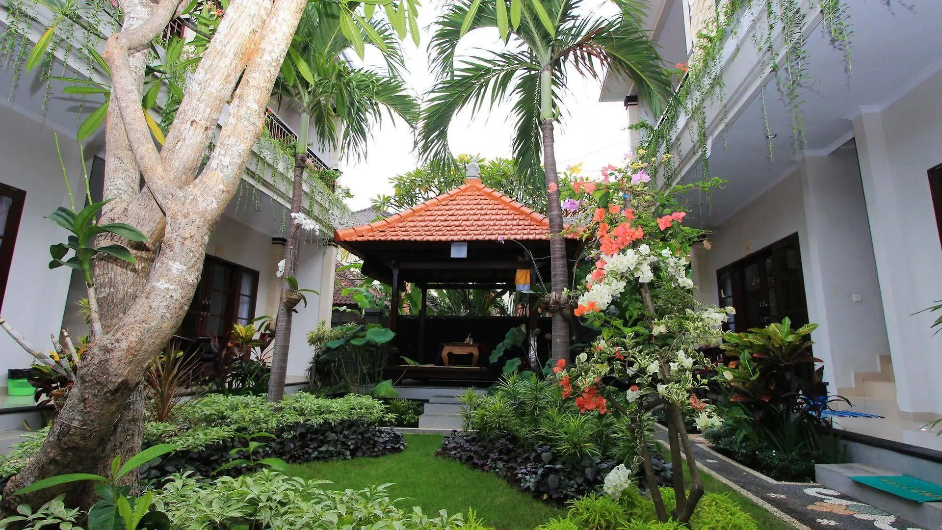 Gatra Ubud Inn Indonesia